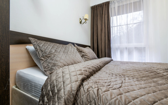 Oplot - S dvumya spal'nyami i vannoj 2 Apartments