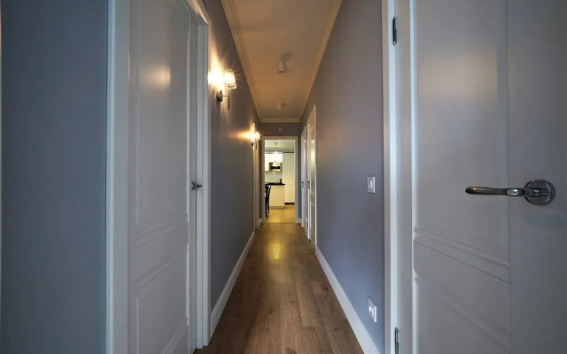 Apartments S Balkonom Morskoy Fasad