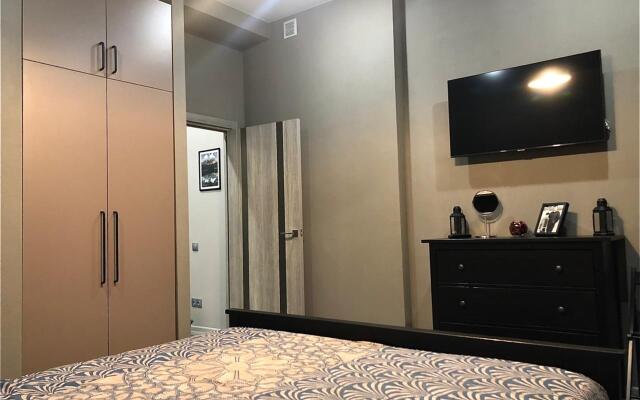 Na Chekhova 8/2 Apartments