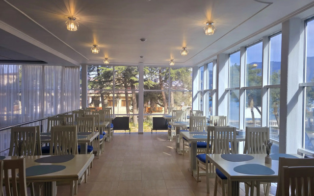 Brigantina Hotel
