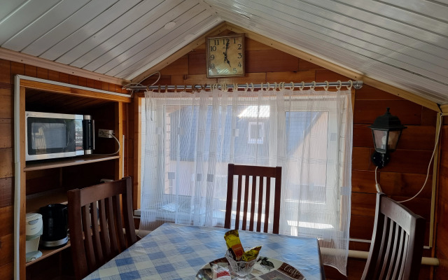 U Bashni Guest House