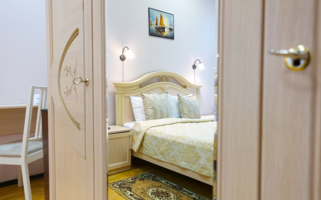 Venice on Nevsky Living Quarters
