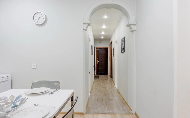 Апартаменты SpbStay с тремя спальнями на Рубинштейна 25