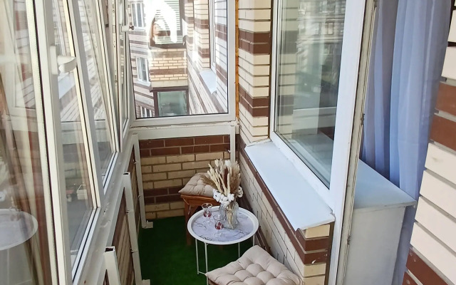 Uyutnaya Studiya V Murino Flat