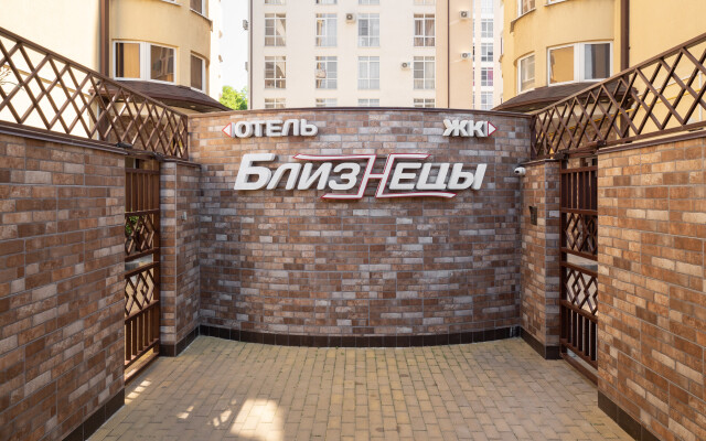 Ryadom S Morem I Parkom Apartments