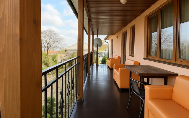 Lazurnoye. Kurortnye nomera Guest house