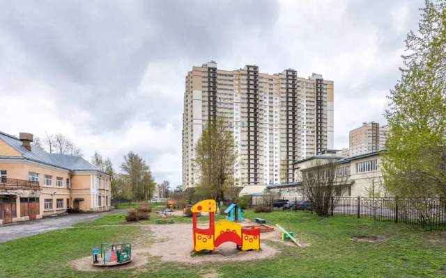 Biryuza U Metro V Nevskom Rayone Spb Flat