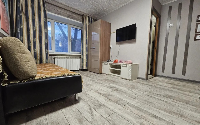 L.v.hotels Na Frunze 4 Flat