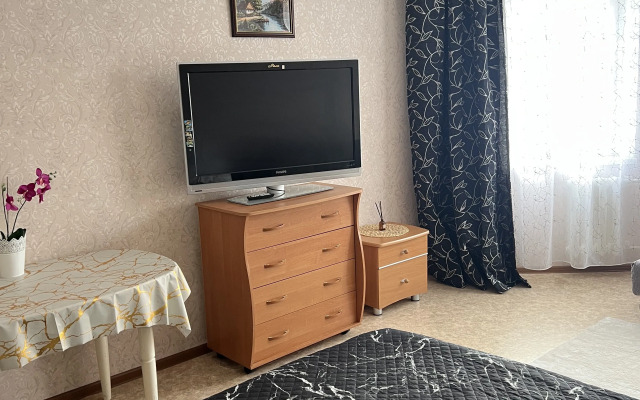 Geroyev Samotlora 21 Flat