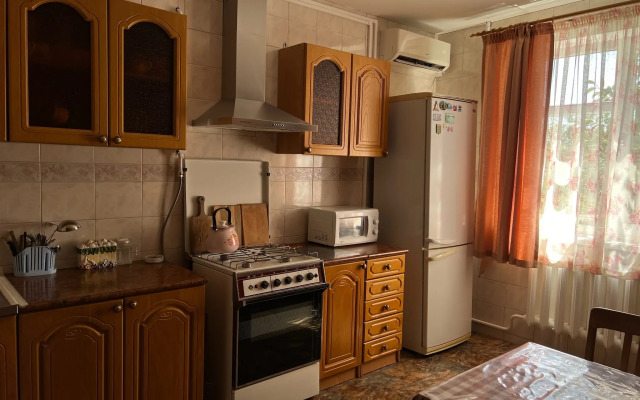 Dom dlya Letnego Otdykha v Tsentre Gelendzhika Private House