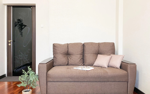 Kvartira  Ryadom S ZhD Vokzalom Apartments