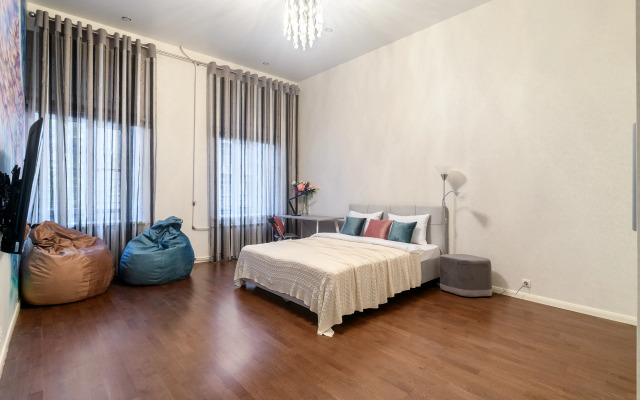 Апартаменты Sergeew Apartments Дизайнерский с высокими потолками