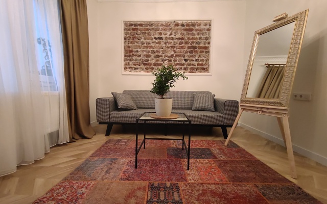 Apartments 2BR balcony house near Hilton bosphorus hotel