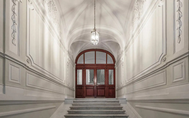 Апартаменты Minin Apartments c видом на Исаакиевский Собор 210 кв.м.