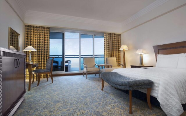 Le Meridien Al Aqah Beach Resort