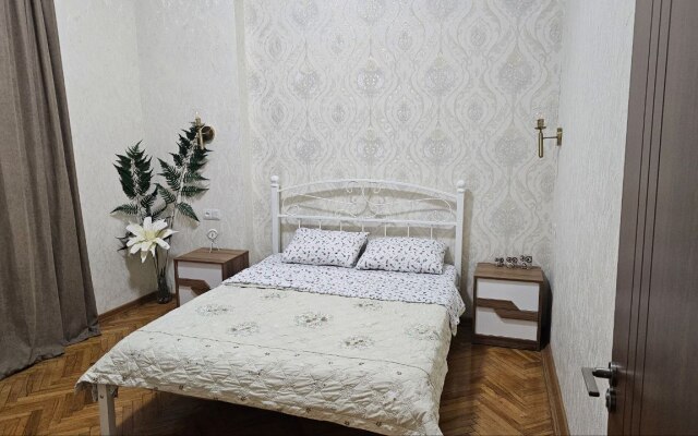Heart Of The Old Tbilisi Apartments