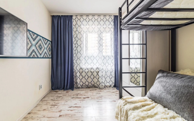 Na Petrovskom bulvare, 7 Flat