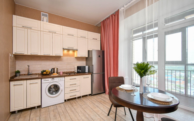 Layner Flat