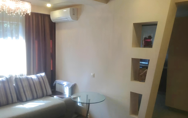 Апартаменты на Роз 41-21