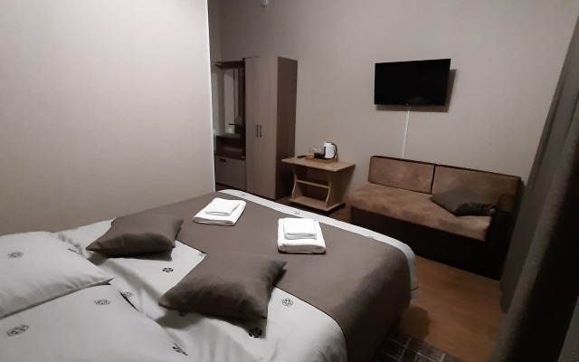 Vila Liza s Transferom k Podemnikam Guest House