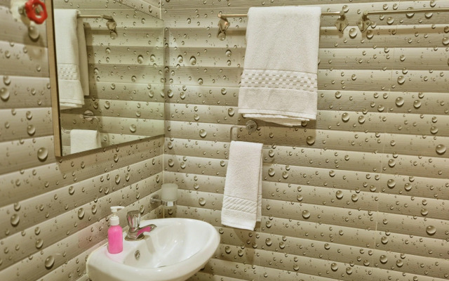Best Inn By Book Meri Hotel