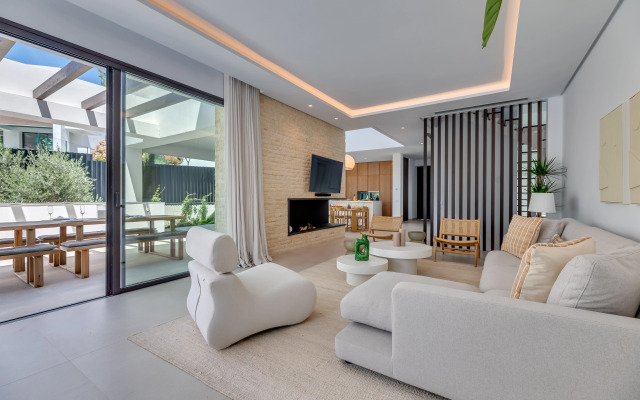 All About Villa Lavanda