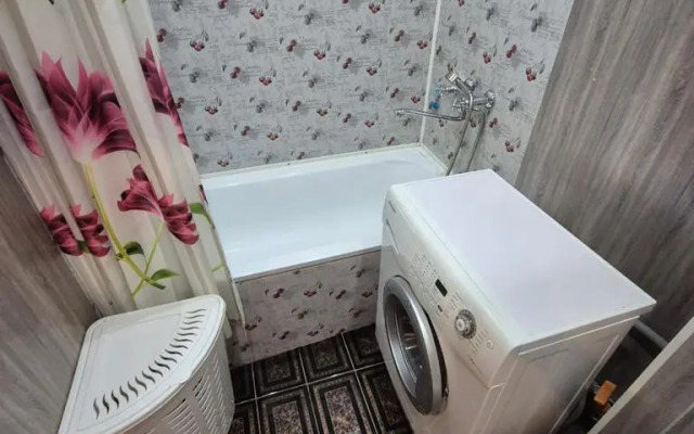 Na Oktyabryskom 38 Flat