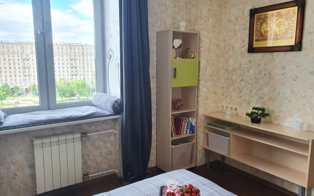 U Triumfalnoj Arki I Parka Pobedyi Apartments