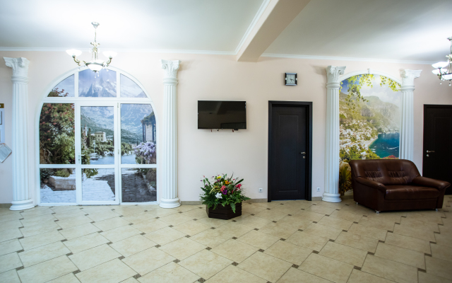 Mir Hotel