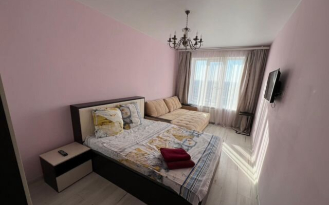 2-Kh Apartamenty Na Chkalova 18 Ryadom S Pl. Pobedy Flat