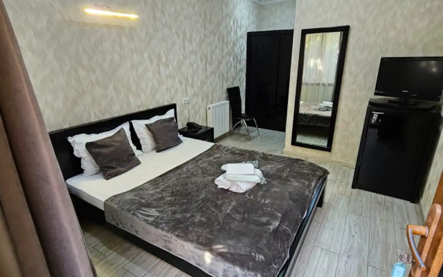 Danisimo Hotel