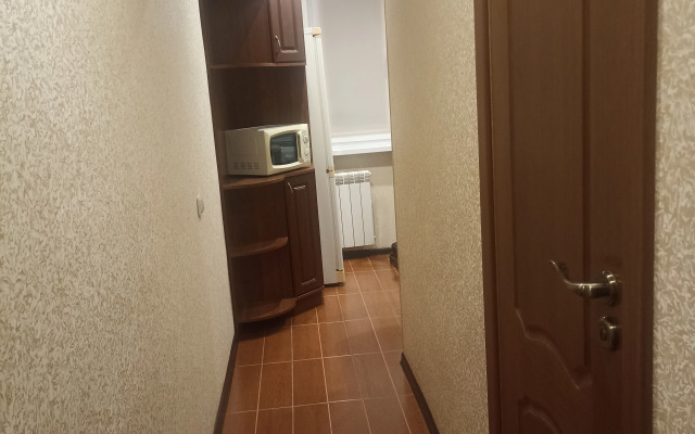 Uyutnaya Dvukhkomnatnaya Ryadom S Tts Avrora Flat