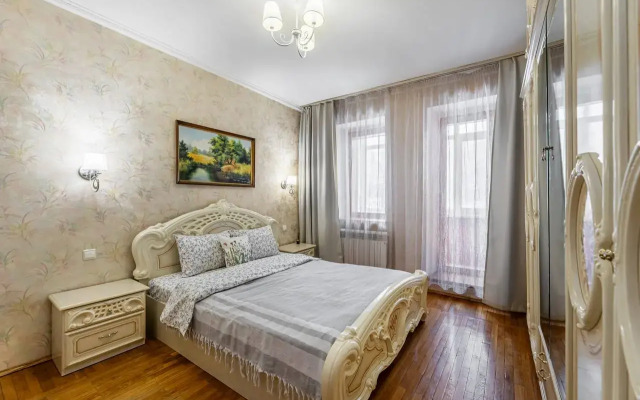 Квартира Трехкомнатная с изолированными комнатами около Кремля