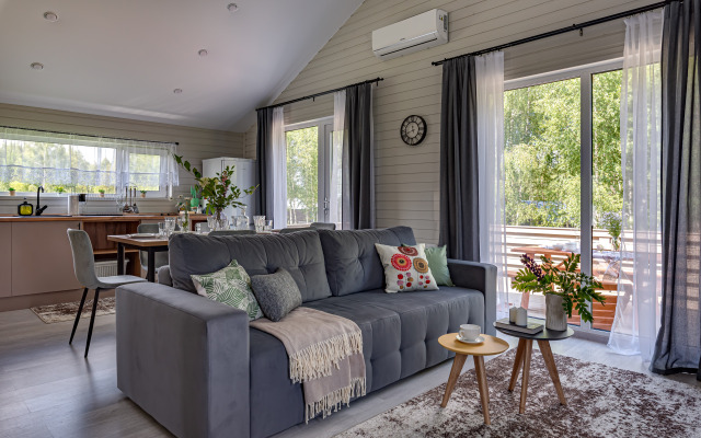 Частный дом Алтайский 221