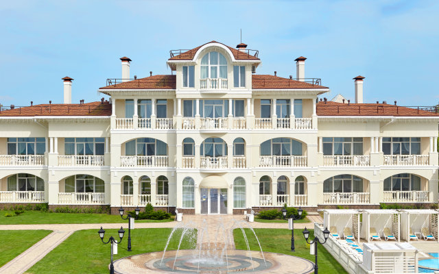 Prevysokov Hotel