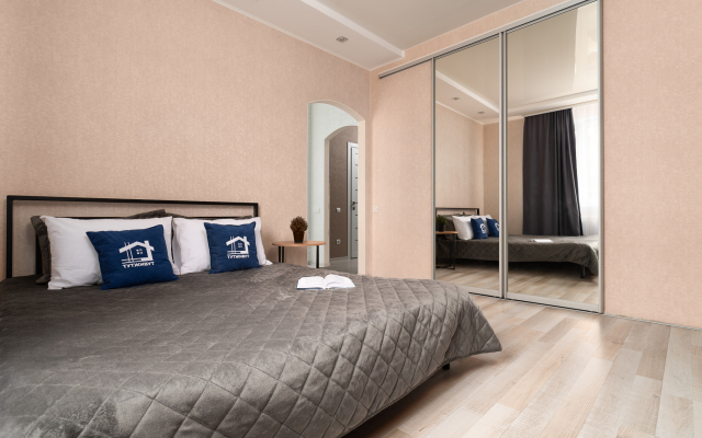 Апартаменты Тут Живут  Парк и Стадион