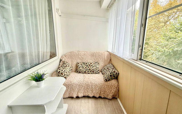 2-Kv V Tsentre Sochi Dlya 5 Chelovek Flat