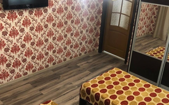 3 Komnatnaya Kvartira Dlya Bolshoy Kompanii Flat