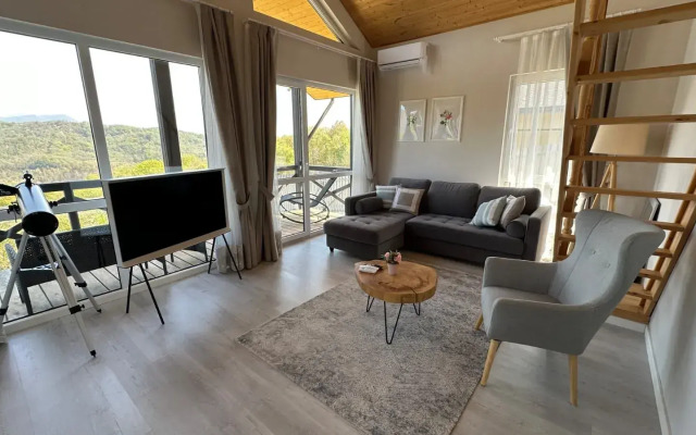 S Panoramnym Vidom Na Gory Private House