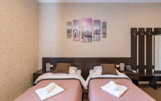 Lion Hotel