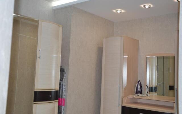 Apartamenty na Kraynova 4
