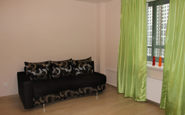 V 5 Minutakh Ot M. Devyatkino Studio Flat