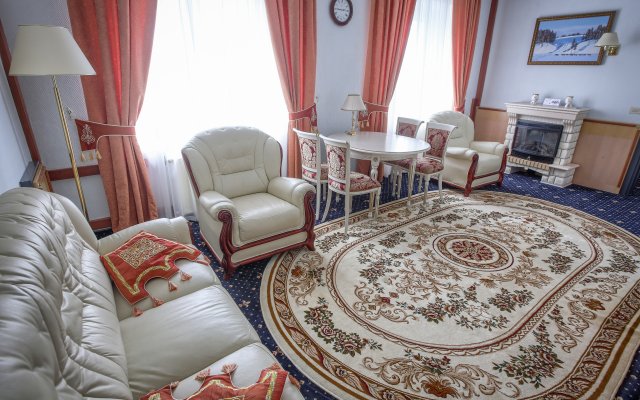 Tygyn Darkhan Hotel