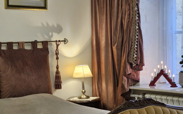 Апартаменты Life Inn near Kazan Cathedral