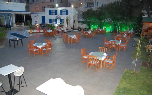 Grand Koru Otel Beach