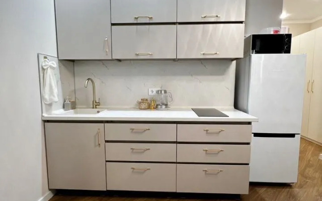 Апартаменты студия на Колхозной 5/2к4