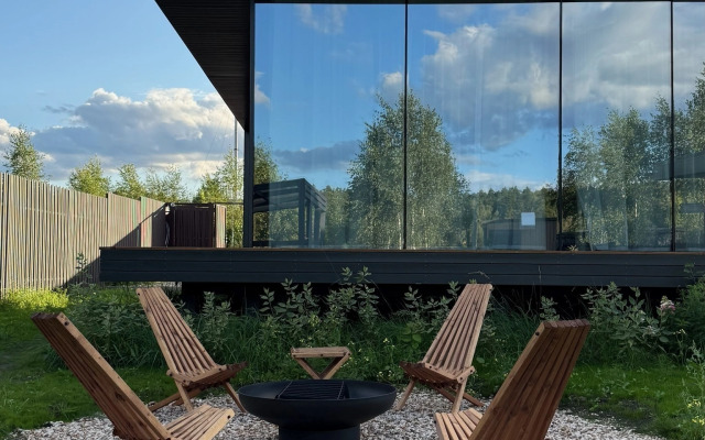 Частный дом Большой Панорамный у реки с сауной и камином