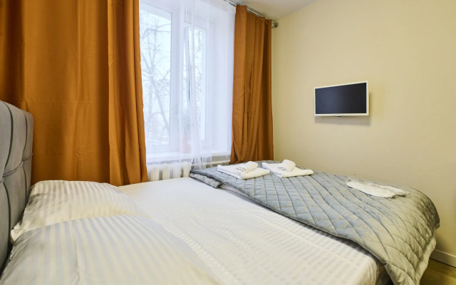 Апартаменты Черноморский 17к1 кв 14