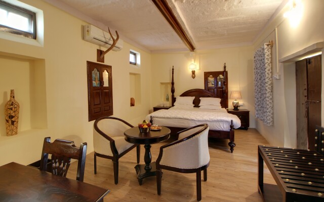 Отель Jawai Castle Resort - A Heritage Hotel in Jawai Leopard Reserve