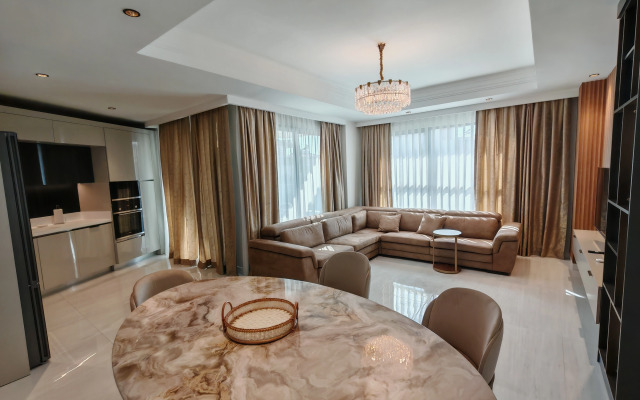 Квартира 3+1 XL с аквапарком Azura World (А-26)